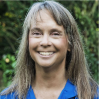 Photo of Paula Bradshaw