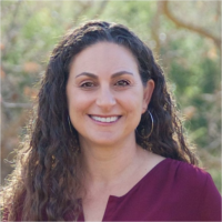 Photo of Deborah Klein Lopez